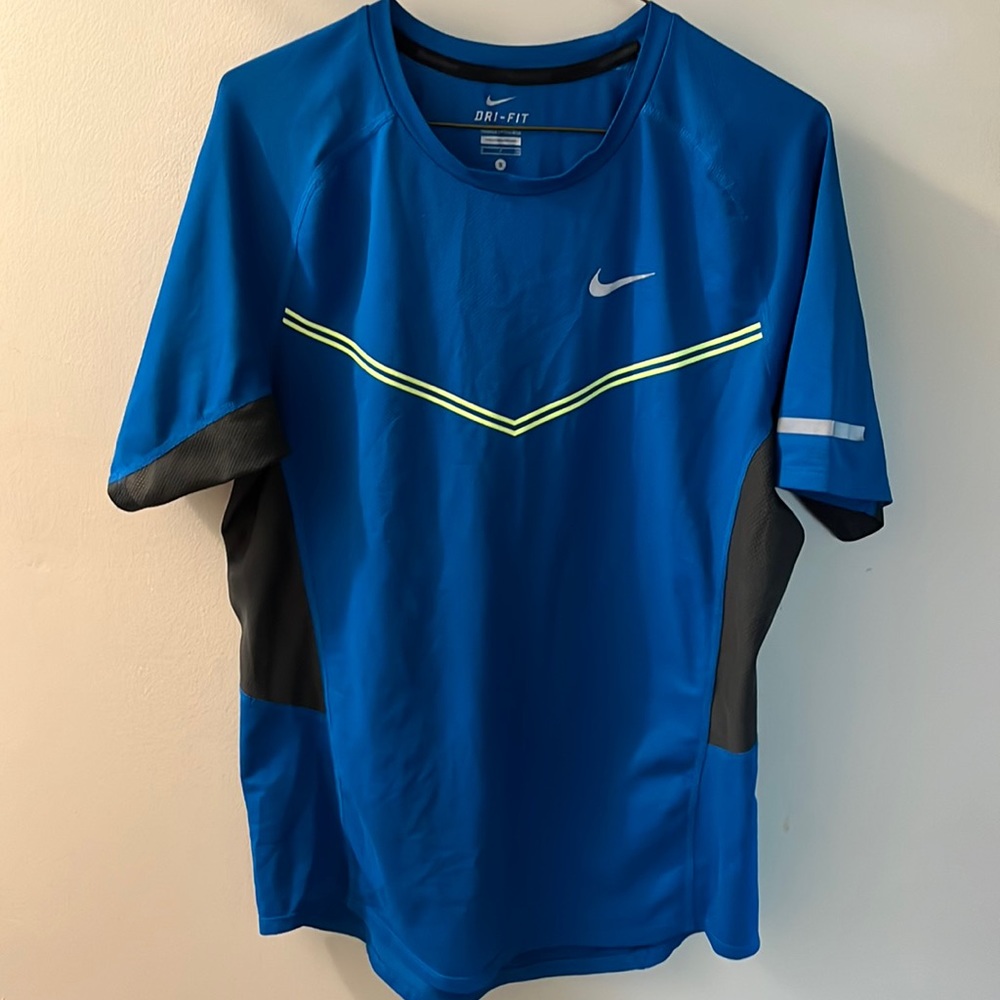 Nike Dry-Fit jersey Sz S